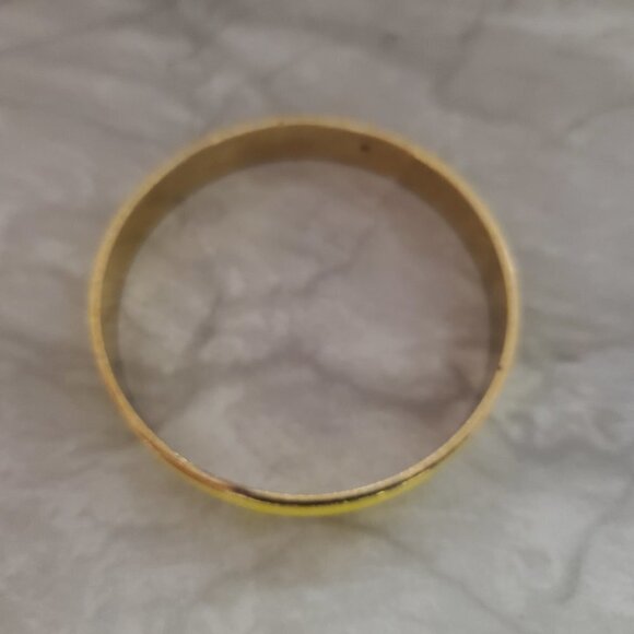 💛 Vintage 1990s 90s J.Crew Yellow Enamal Skinny Bangle Bracelet 💛 - Picture 9 of 16